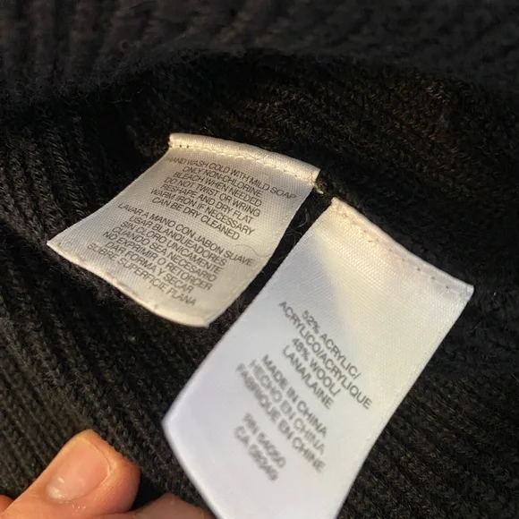 Jones New York Black Utility Jacket with Gold Details- Womens size Small-113 - Picture 3 of 3